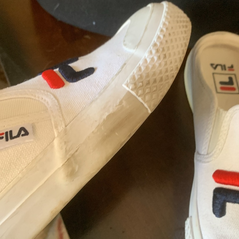 Fila slip ons - Picture 4 of 8
